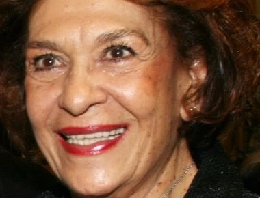 Αποκάλυψη-σοκ από γνωστή Ελληνίδα ηθοποιό: «Εριξα» δέκα παιδιά λόγω της δουλειάς μου